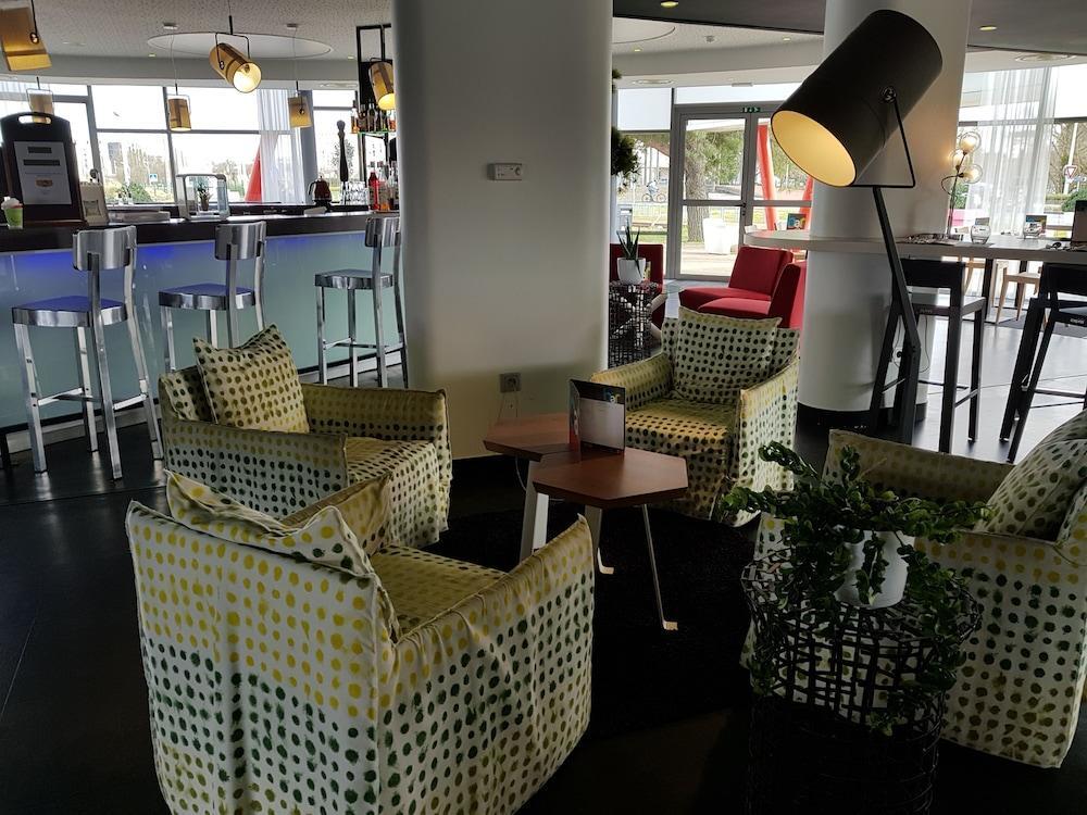 Отель Ibis Styles Nantes Reze Aeroport Экстерьер фото